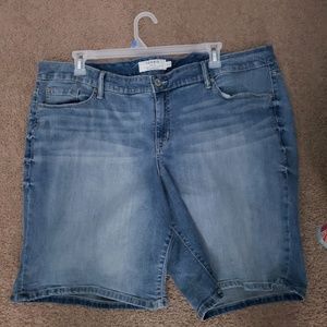 Torrid size 24 bermuda shorts